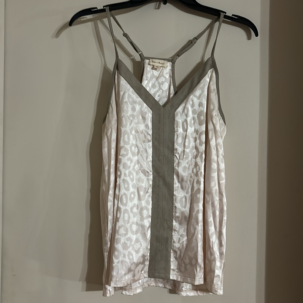Hem & Thread Leopard Satin V Neck Contrast Halter Camisole - Picture 2 of 7